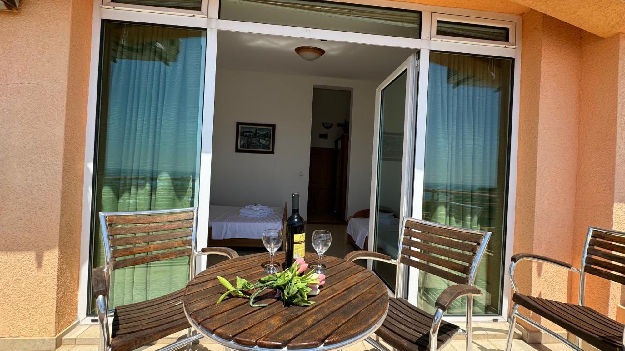 Sea La Vie Apartments أولتْسي المظهر الخارجي الصورة